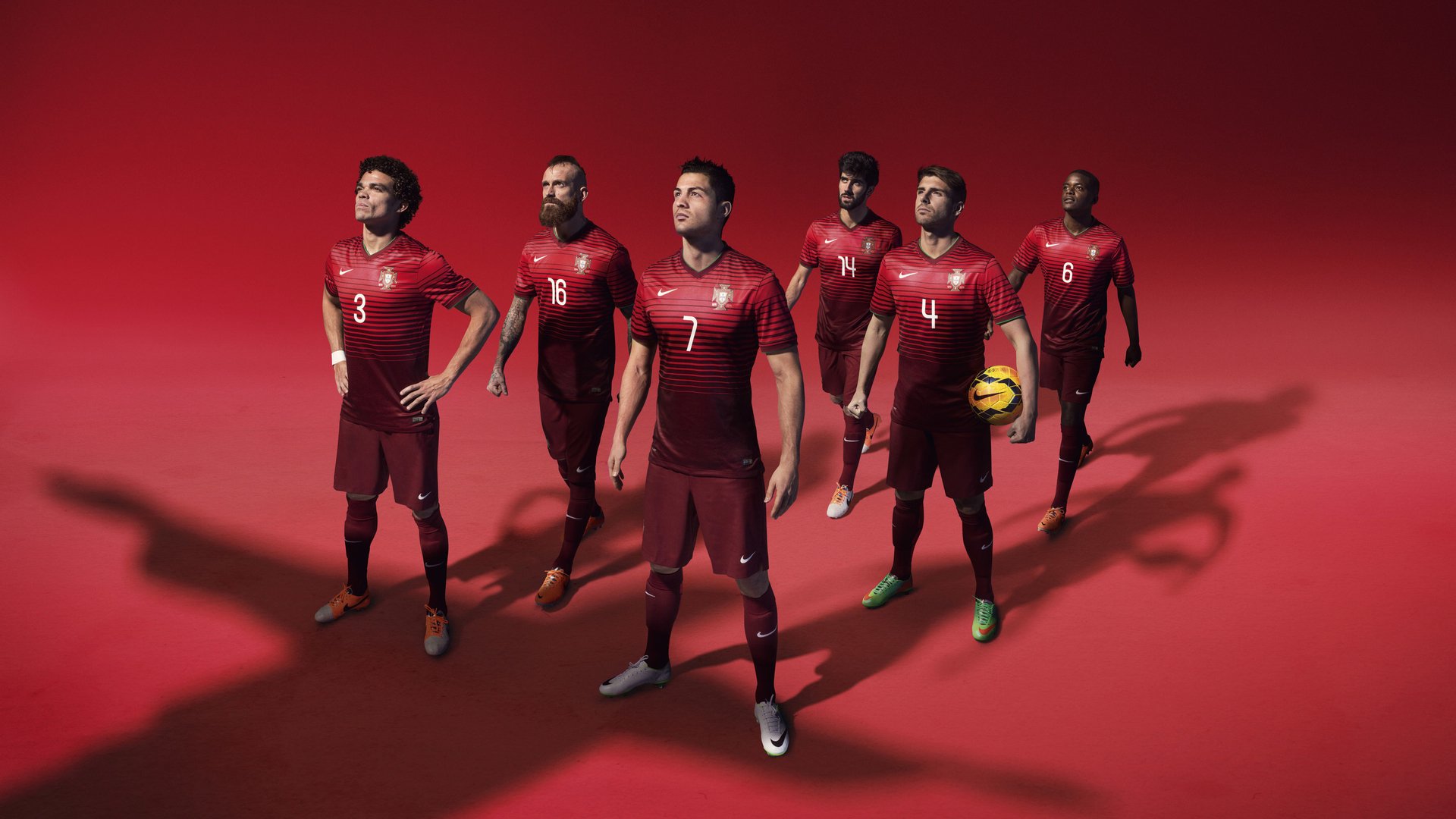 “2025世界运动会：武术赛场上，选手的气势与精湛的技艺相辅相成